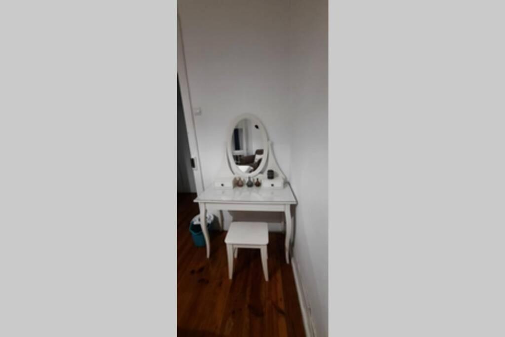Charming Sunny Terrace / One Bedroom Apartment ลิสบอน ภายนอก รูปภาพ